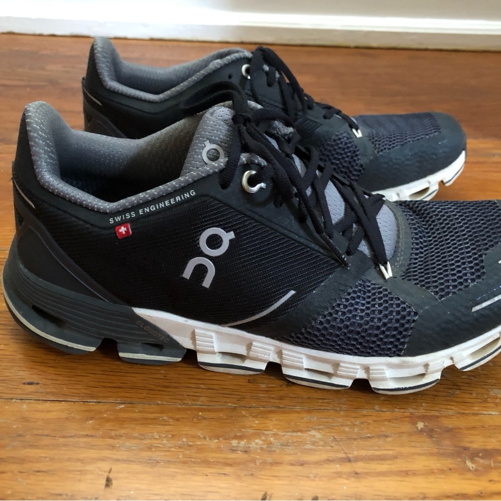 On Cloudflyer Women's Running Shoes Black/White/Gray US 8